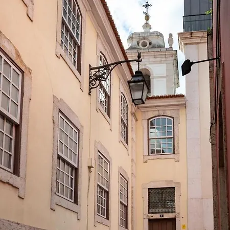 Chiado By Courtesy Morning *