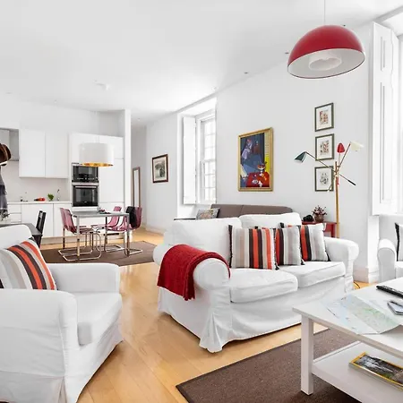Chiado By Courtesy Morning Apartment