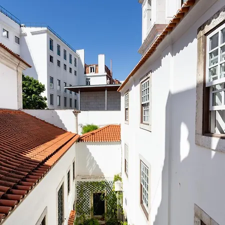 Apartment Chiado By Courtesy Morning Lisbon